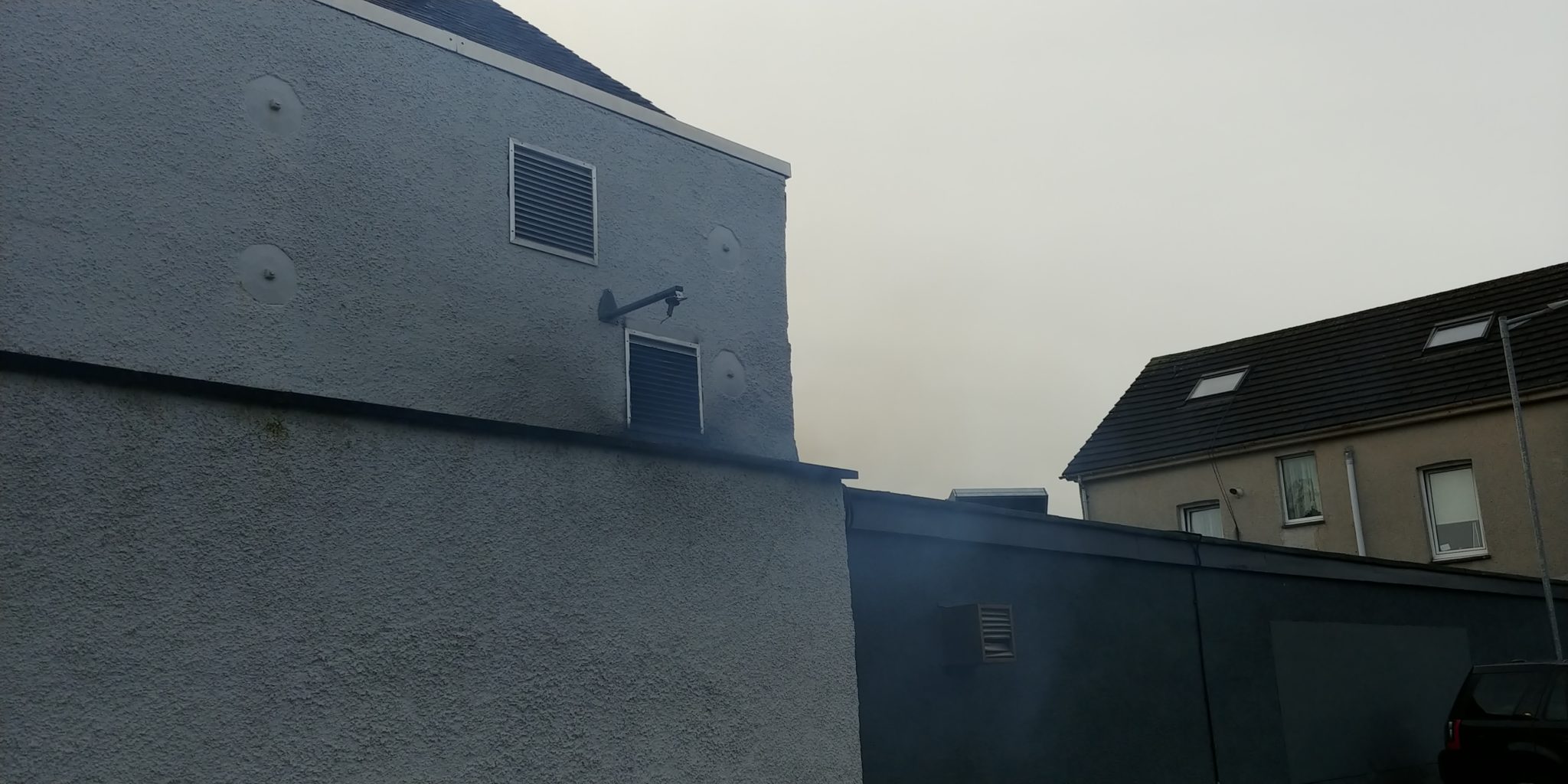 Riverhill Courtyard kitchen exhaust venting smoke